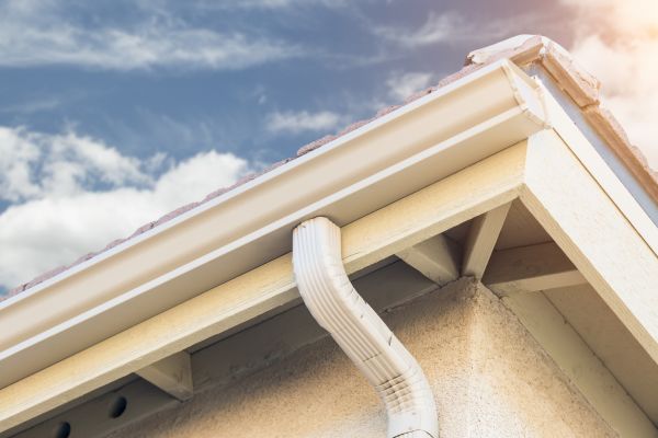 Seamless Gutter Replacement in Novi